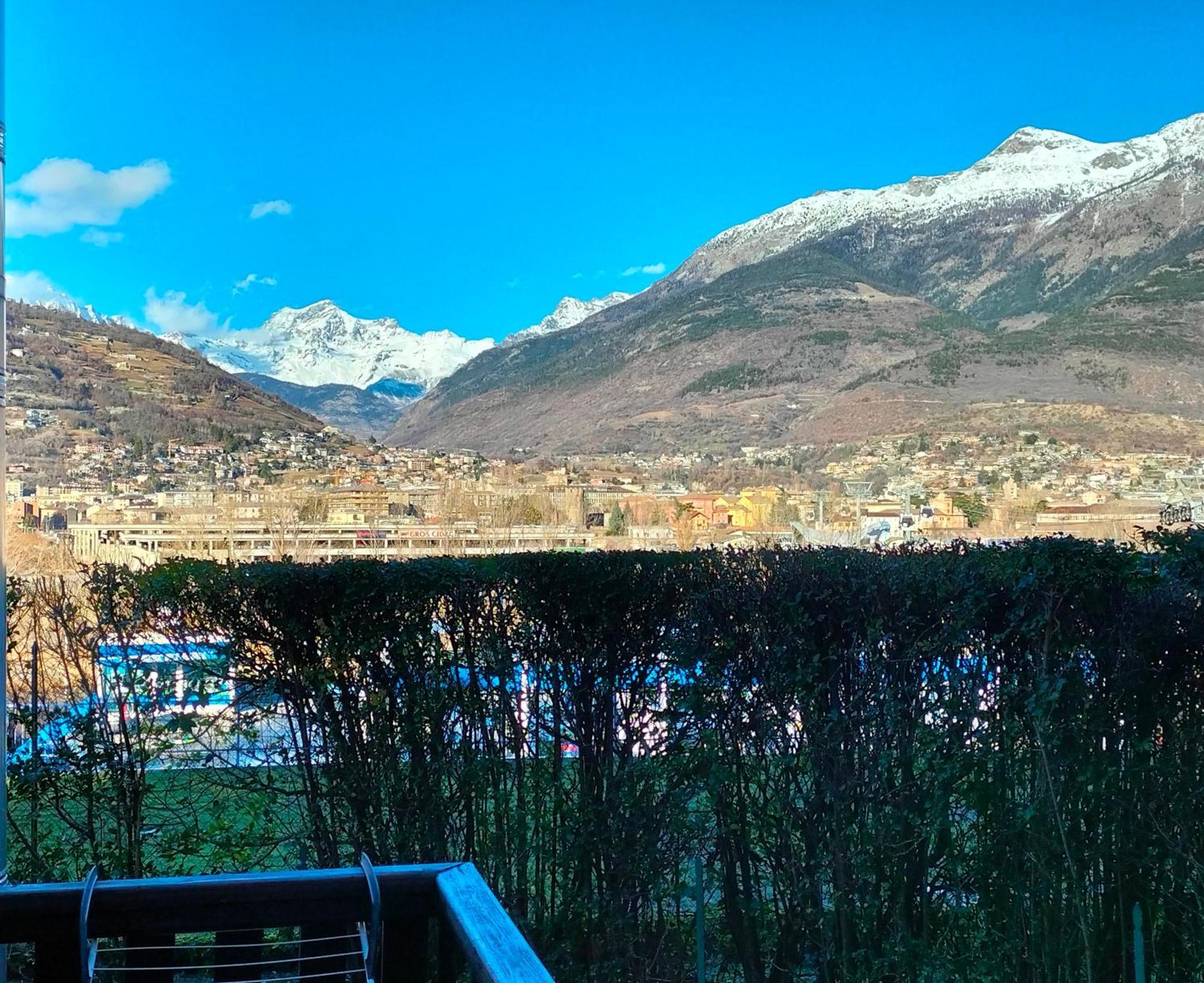 Maison Helene Aosta Luaran gambar