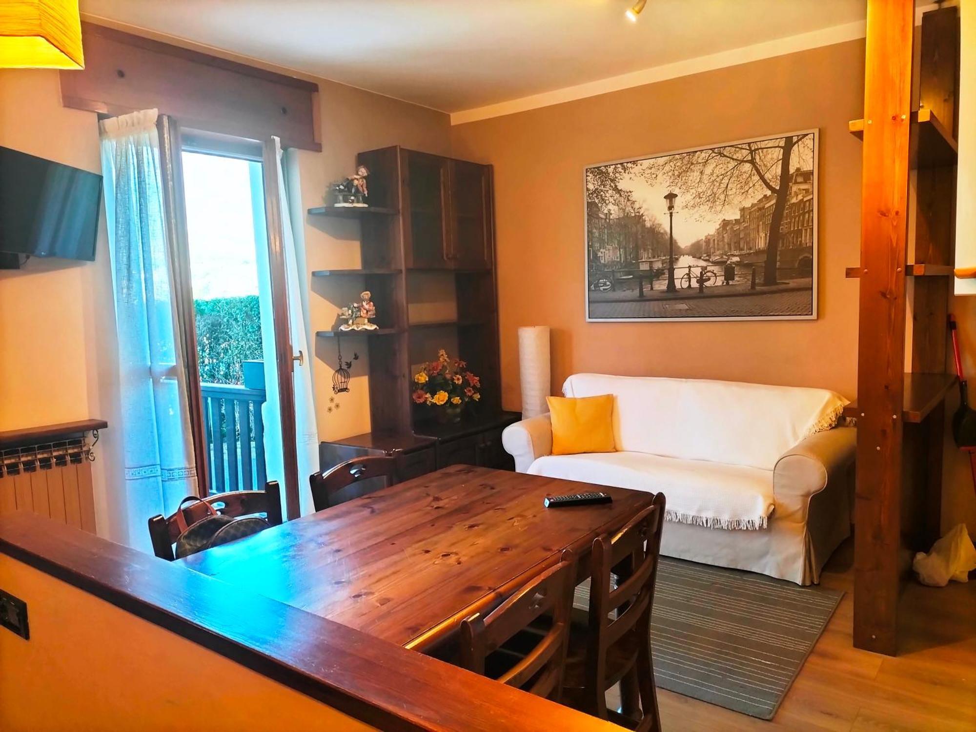 Maison Helene Aosta Luaran gambar